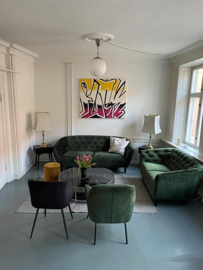 Lejlighed Cosy Penthouse In The Heart Of